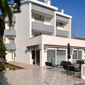 Rosa Bed & Breakfast