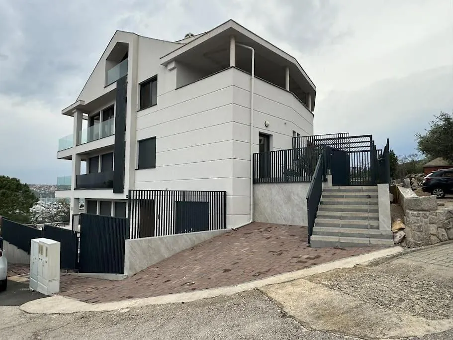 Panorama Penthouse Punat 0*,
